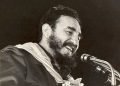 Fidel hace 60 años: "Cada hombre y mujer en su barrio, un defensor activo de la Revolución" Fidel Castro en el acto por el XV Aniversario de la Fundación de los de los CDR, el 28 de sptiembre de 1975. Foto: Fidel Soldado de las Ideas.