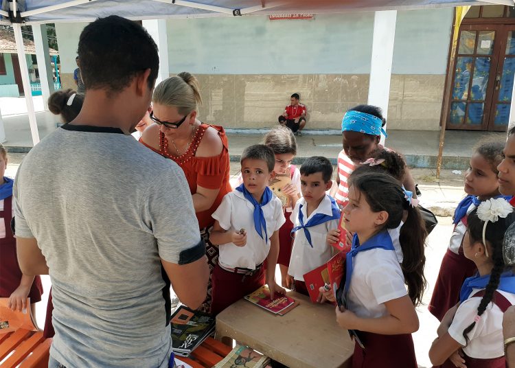 Feria del Libro en La Palma Como siempre, los niños encuentran en la Feria una diferente opción.