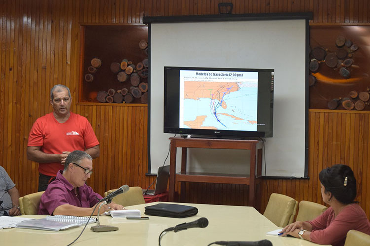 Adoptan medidas para enfrentar inminente paso de Ian por Pinar del Río modelos de trayectoria de tormenta tropical Ian