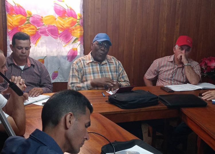 valdés-mesa-pinar-del-rio