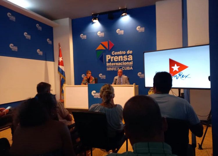 Anuncia Minrex nuevas medidas sobre pasaportes cubanos Anuncia Minrex nuevas medidas sobre pasaportes cubanos