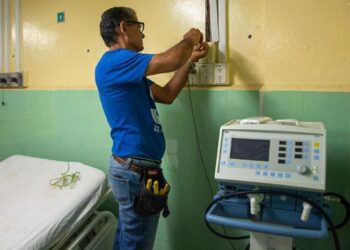 Empresas locales contribuyen a la reparación del mayor hospital de Pinar del Río Empresas locales contribuyen a la reparación del mayor hospital de Pinar del Río