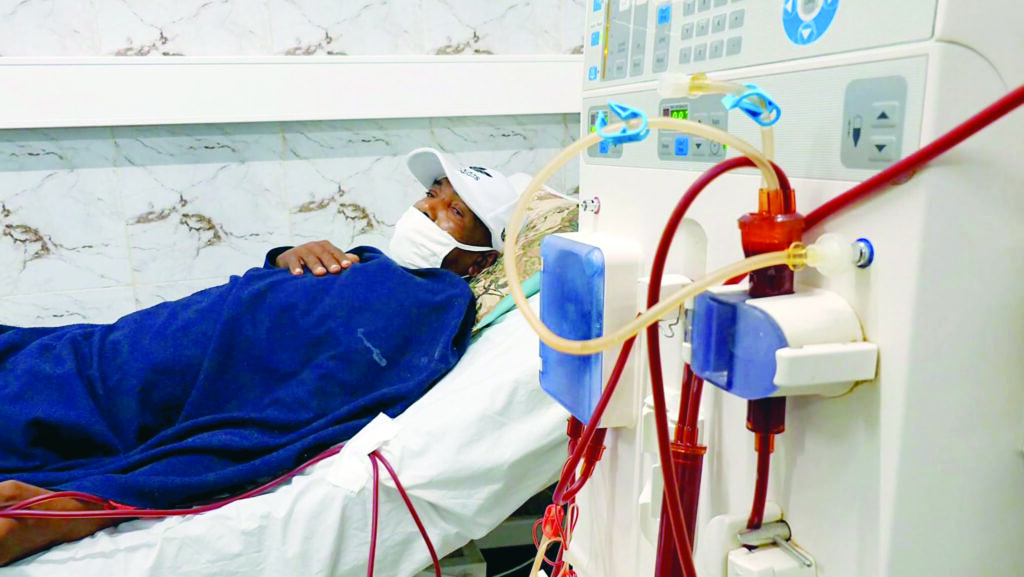 A pesar de las limitaciones, los servicios de hemodiálisis cuentan con energía las 24 horas para los 19 pacientes ingresados a tiempo completo