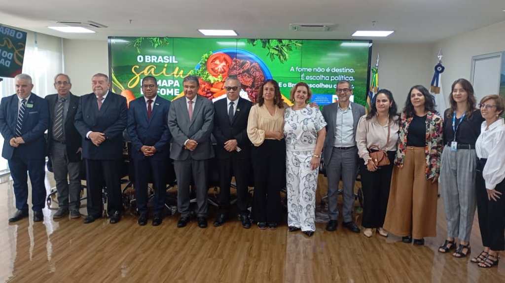 Delegaciones de Cuba y Brasil