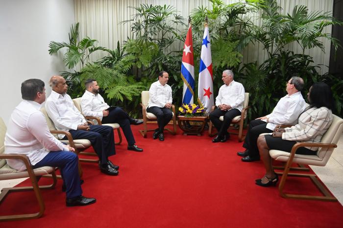 Recibe Díaz-Canel a Canciller de Panamá Foto: Estudios Revolución