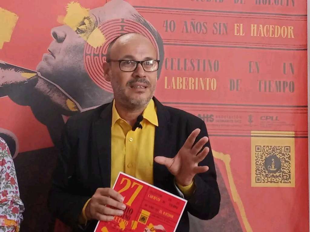 Director de la editorial, Luis Yuseff