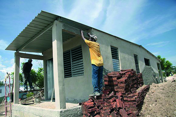Construcción de viviendas en Pinar del Río centra análisis del Buró del Partido