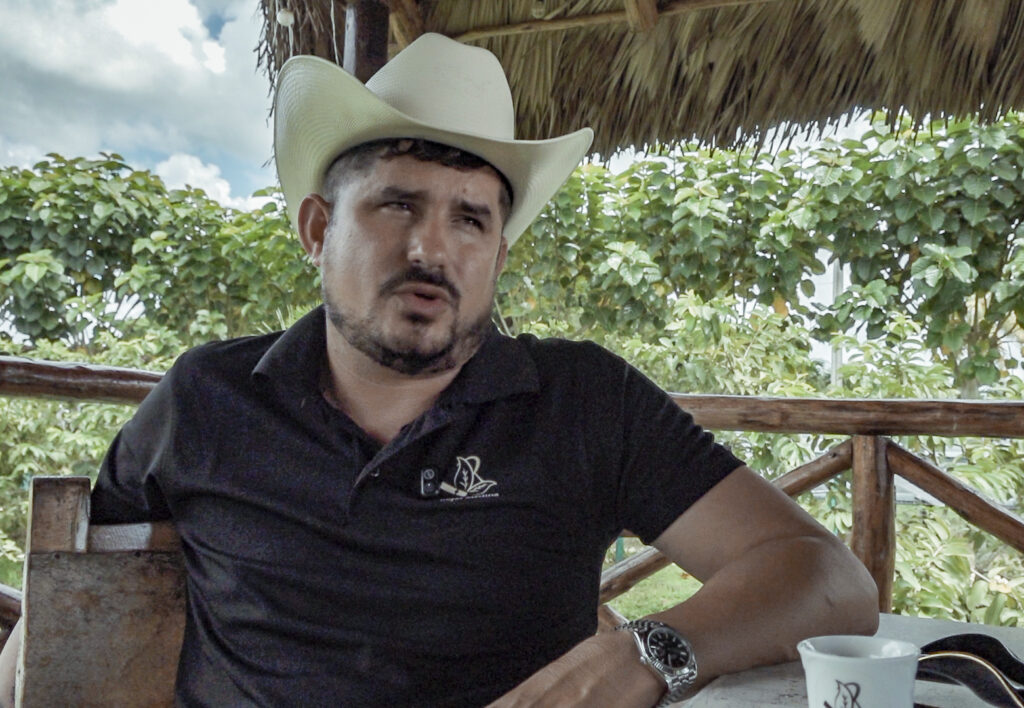 Pinar del Río: los 15 de Reynel La gente se sorprende cuando me conoce porque soy joven y responsable, esa fue la enseñanza que me dieron mis padres que hay que respetar, para que te respeten, asevera Reynel Rojas Medina